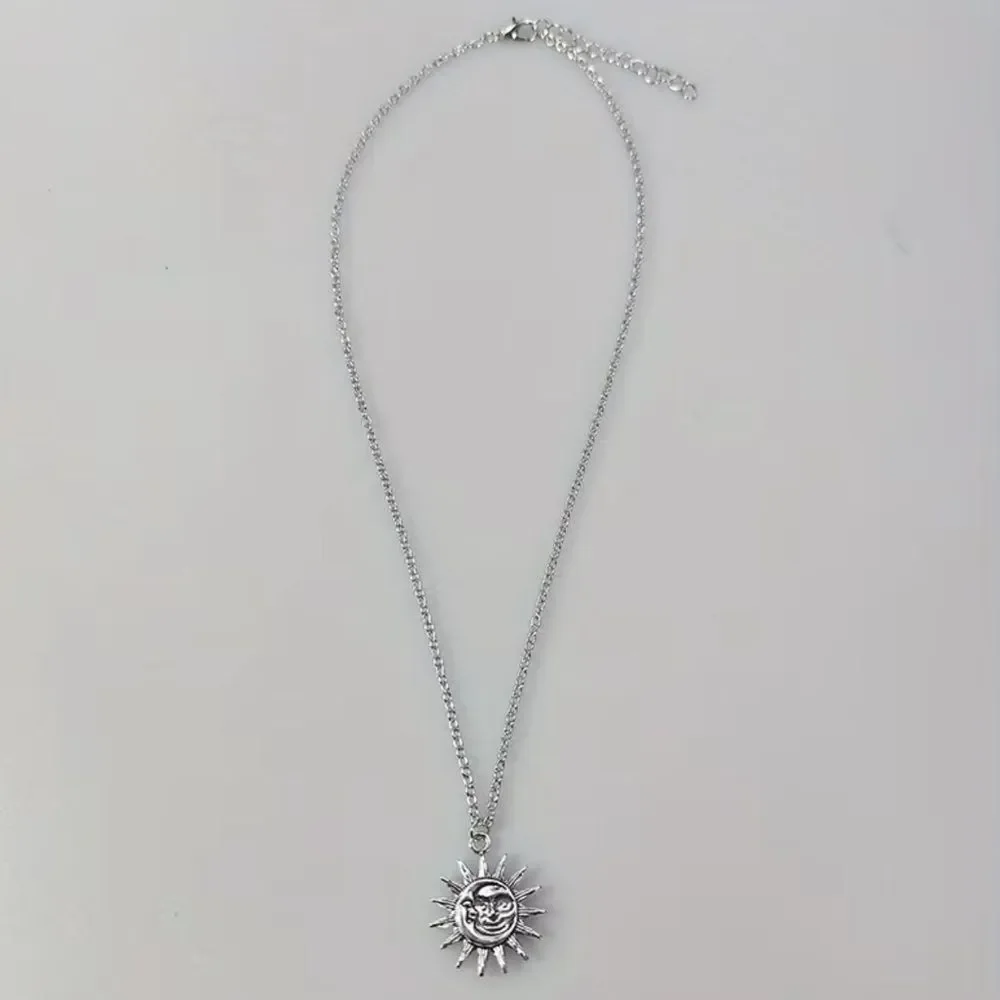 Silver Sun Necklace N1968